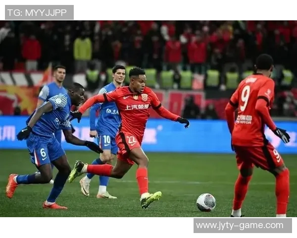 足球赛场意外频发星期六星期天爆冷成常态分析